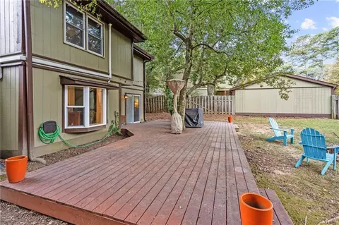 2730 Meadow Mere E, Chamblee, GA 30341 photo 37