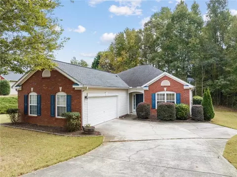 316 Hever Castle Way, Dacula, GA 30019