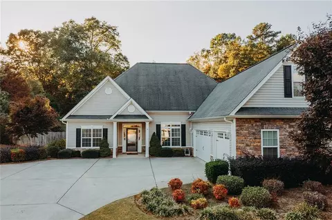 4729 Warwick Dr, Gainesville, GA 30506