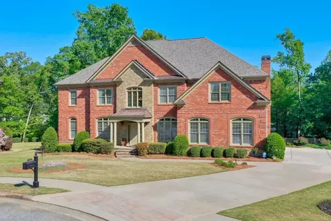 1806 Doverhill Dr, Lawrenceville, GA 30043