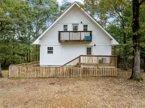 178 Aurum Hill Dr, Cleveland, GA 30528