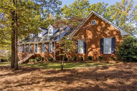 13 Westover Dr, Rome, GA 30165