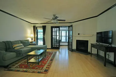 410 Summit North Dr NE, Atlanta, GA 30324
