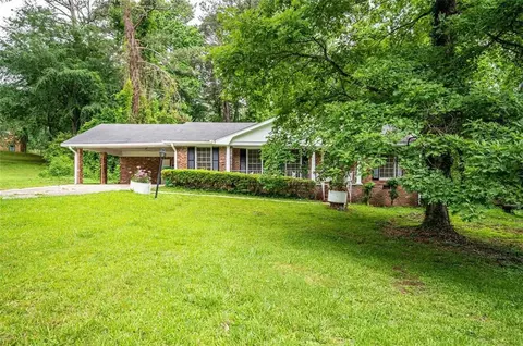 2205 Langdon Ct, Decatur, GA 30035