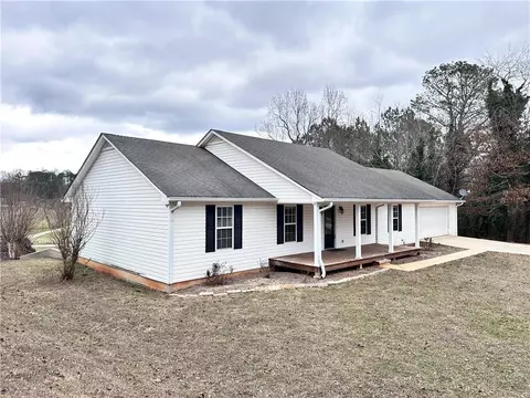 4226 Jim Hood Rd, Gainesville, GA 30506
