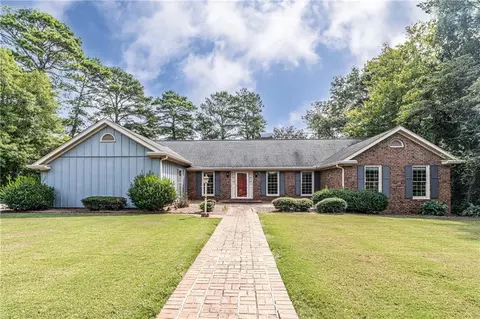 2 Saddle Horn Dr, Rome, GA 30161