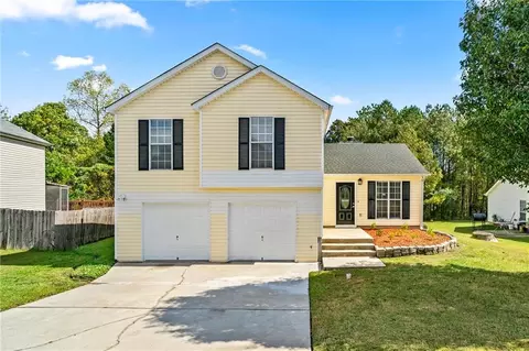 5705 Eagles Feather Ln, Riverdale, GA 30274