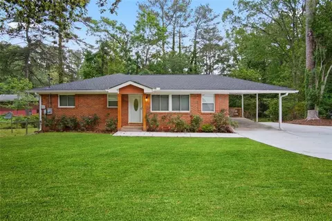 2851 Lancaster Dr, East Point, GA 30344