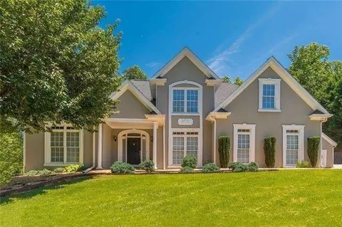 5826 Bayside Ct, Buford, GA 30518