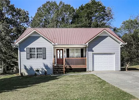 819 Buck Blvd SE, Calhoun, GA 30701