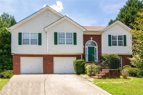 1581 Log Cabin Ln, Lawrenceville, GA 30045