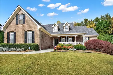 1321 Maple Creek Ave, Loganville, GA 30052