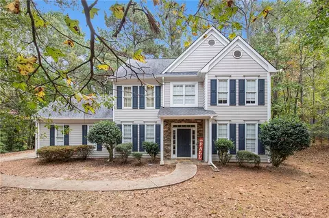 9488 Fairdale Ave, Jonesboro, GA 30236