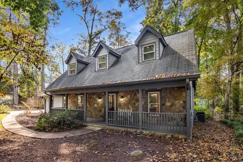 693 Horse Ferry Rd, Lawrenceville, GA 30044