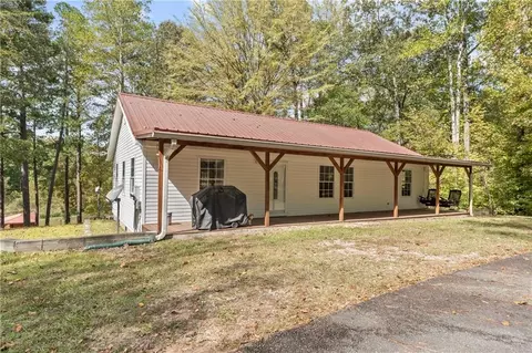 261 N Steel Bridge Rd, Eatonton, GA 31024