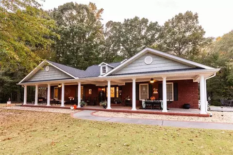 395 Johnson Rd, Oxford, GA 30054