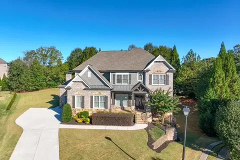 2096 Skybrooke Ln, Hoschton, GA 30548