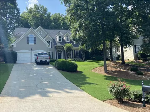 5850 Fairway View Dr, Suwanee, GA 30024
