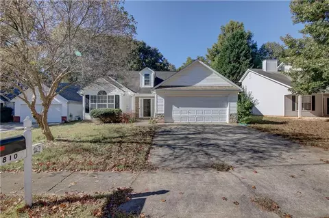 1810 Courtyard Ln, Mcdonough, GA 30252
