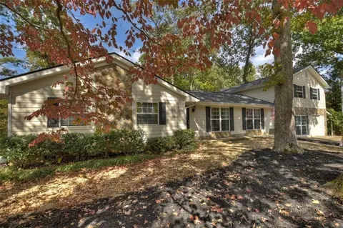 655 Frontier Rd, Jasper, GA 30143
