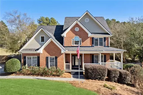 2340 Pinehaven Ct, Grayson, GA 30017