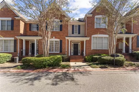 4745 Longcourt Dr SE, Atlanta, GA 30339
