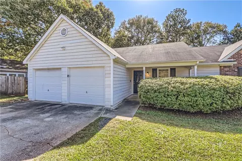 1583 Glynn Ct, Hampton, GA 30228 photo 3