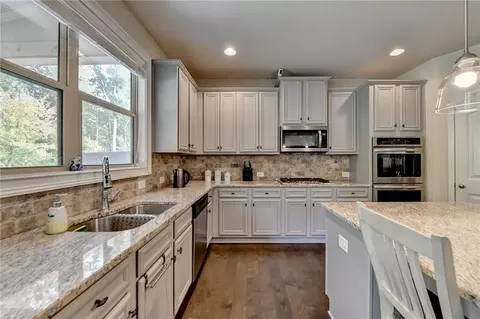 4019 Two Bridge Dr, Buford, GA 30518 photo 34