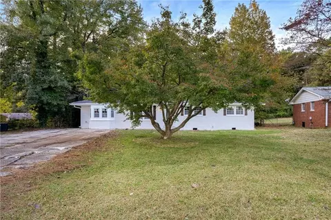 6363 Lanier Rd, Morrow, GA 30260 photo 2