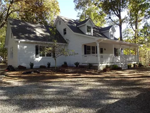 6123 Bucks Xing, Murrayville, GA 30564