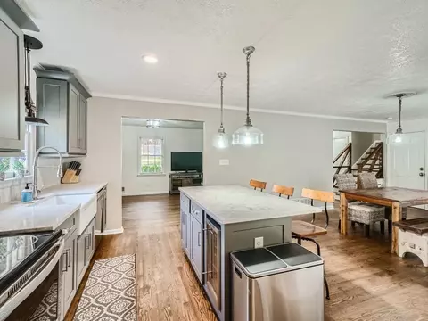 3882 Commander Dr, Chamblee, GA 30341 photo 5
