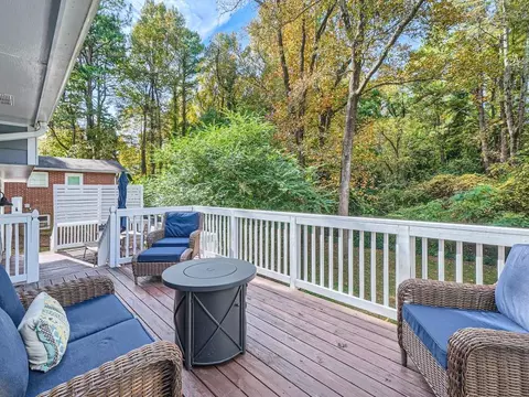 3882 Commander Dr, Chamblee, GA 30341 photo 24