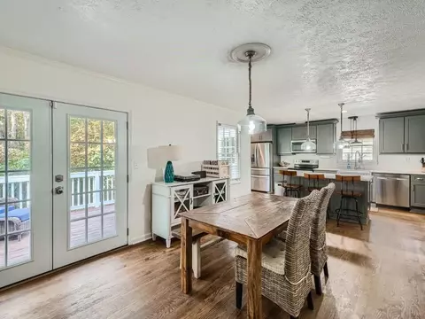 3882 Commander Dr, Chamblee, GA 30341 photo 9