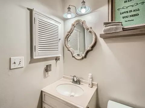 3882 Commander Dr, Chamblee, GA 30341 photo 21