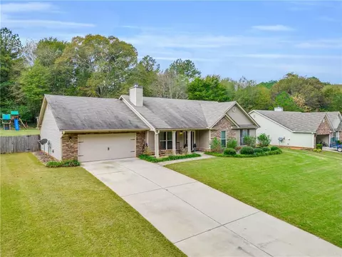 360 Thoroughbred Trl, Monroe, GA 30655 photo 4