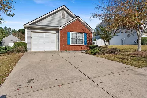 232 Silver Ridge Dr, Dallas, GA 30157
