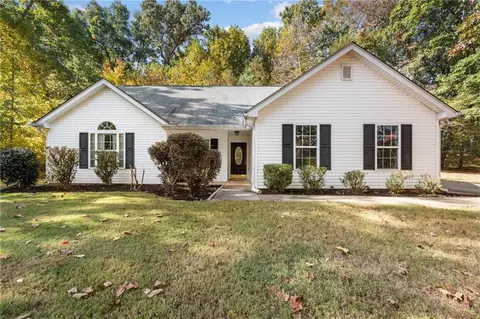 228 Rolling Meadows Dr, Cleveland, GA 30528