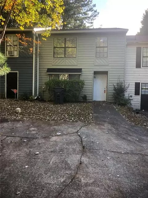 3835 Henry Ct, Acworth, GA 30101