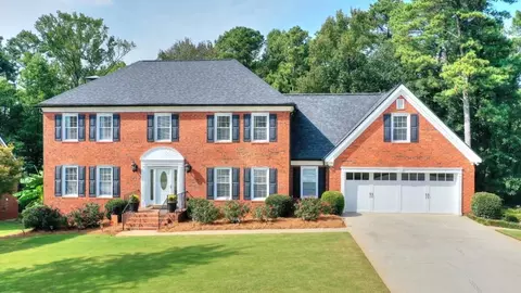 2451 Chimney Top Ln, Snellville, GA 30078