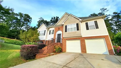 2285 Wildcat Cliffs Way, Lawrenceville, GA 30043
