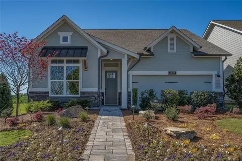 7055 Cottage Grove Dr, Flowery Branch, GA 30542