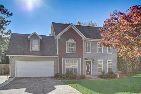 2200 Oakpointe Ct, Buford, GA 30519