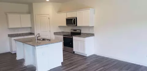 283 Hyde Park, Winder, GA 30680 photo 5