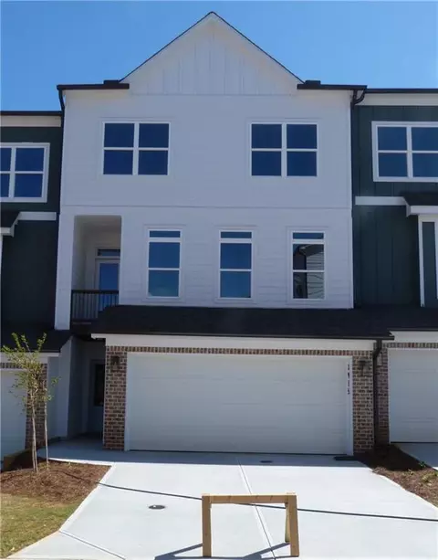 3915 Weyman Ln #15, Tucker, GA 30084