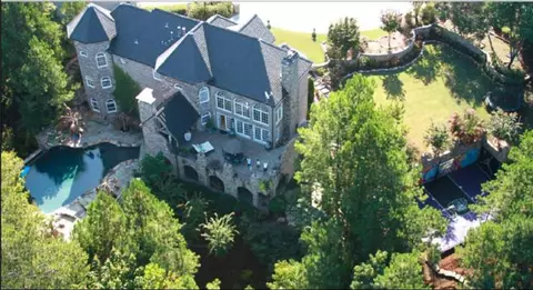 780 Clubside Dr, Roswell, GA 30076