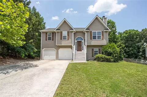6388 Harvester Cir, Douglasville, GA 30134