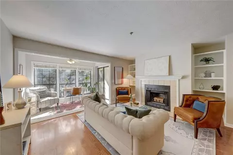 2766 Vinings Central Dr SE #19, Atlanta, GA 30339