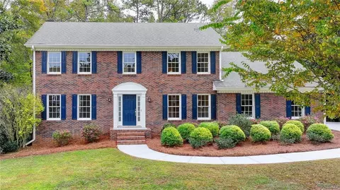 3656 Starwood Trl, Lilburn, GA 30047