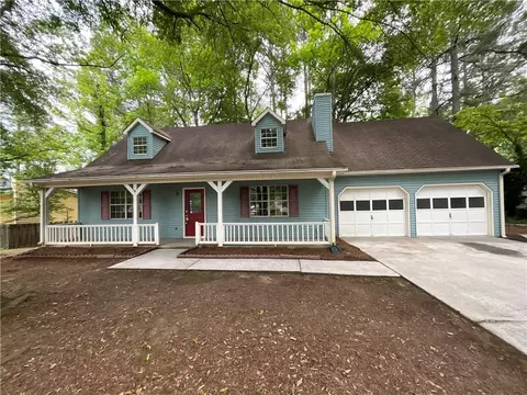 1423 Glynn Oaks Dr SW, Marietta, GA 30008