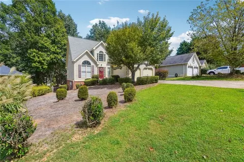 3496 Heatherwood Ct, Douglasville, GA 30135